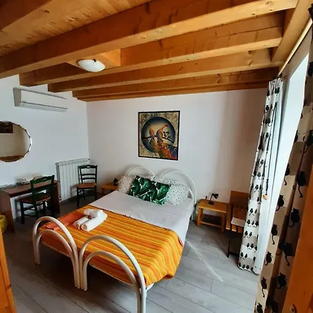 Al Ferdinandeo Nocleg ze śniadaniem 3*
